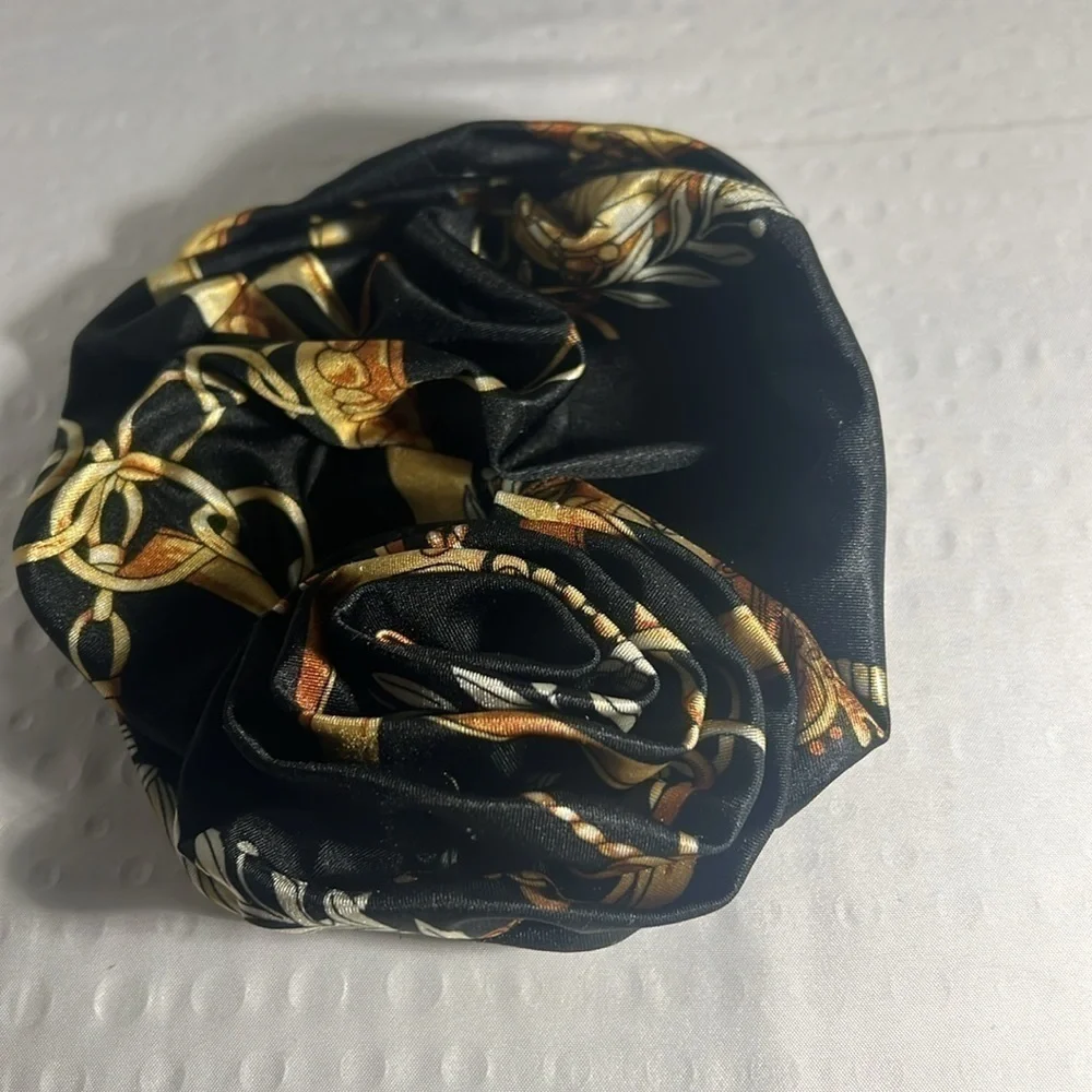 Set of 3 hair accesories includes black satin night cover to keep your hair nice